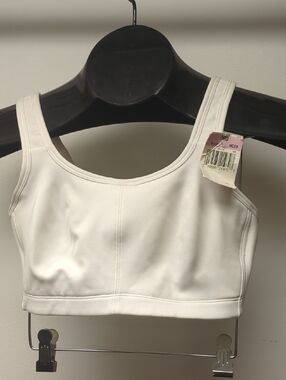 36D White Hanes HC59 Full Support Wireless Sports Bra